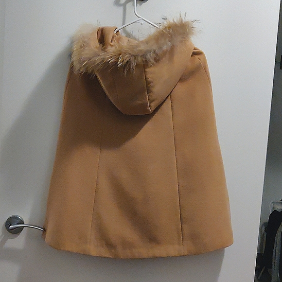 Camel fur poncho size small - Picture 2 of 9